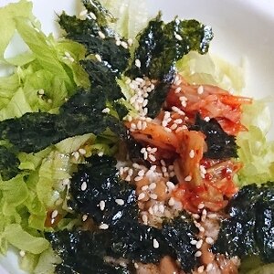 ダイエットレシピ♪レタスとキムチの納豆豆腐サラダ〜